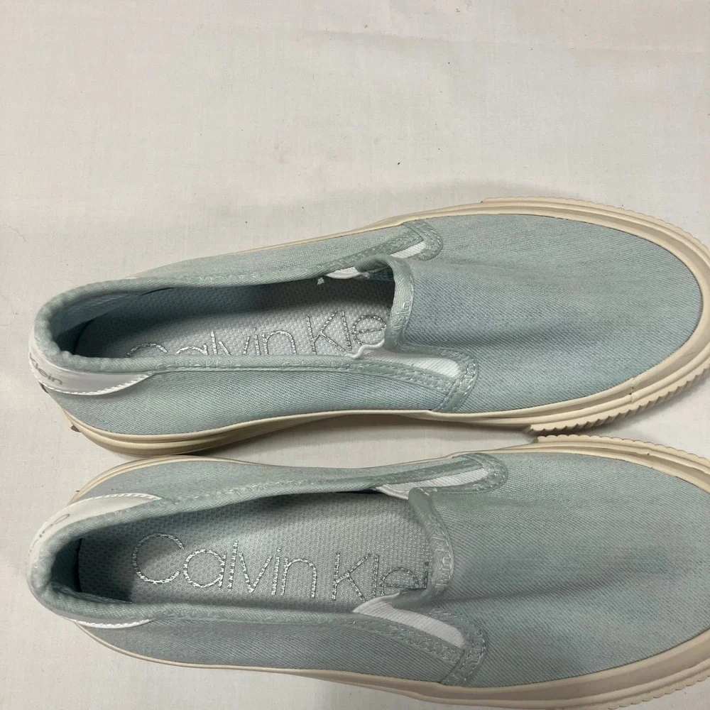 Calvin Klein KCPAILY Womens 7 Light Mint Green Slip On Sneakers Shoes Never Worn